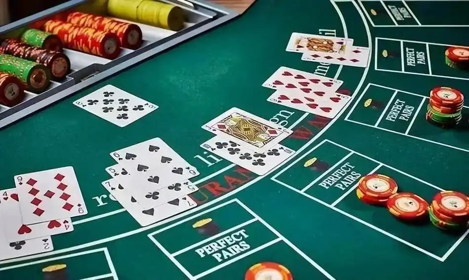 bet 444